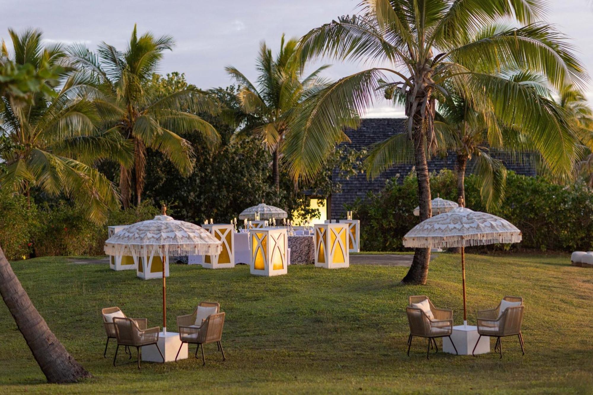 منتجع فيجي ماريوت مومي بييه Momi المظهر الخارجي الصورة The lawn at the Four Seasons Resort