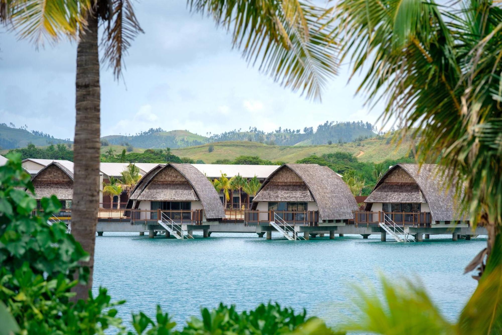 منتجع فيجي ماريوت مومي بييه Momi المظهر الخارجي الصورة Overwater bungalows